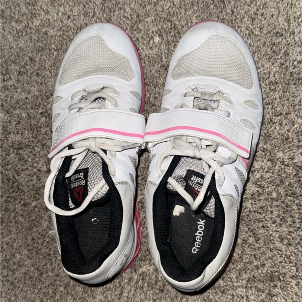 💕SALE💕Reebok | W7 Pink and White Lifting CrossFit Athletic Sneakers